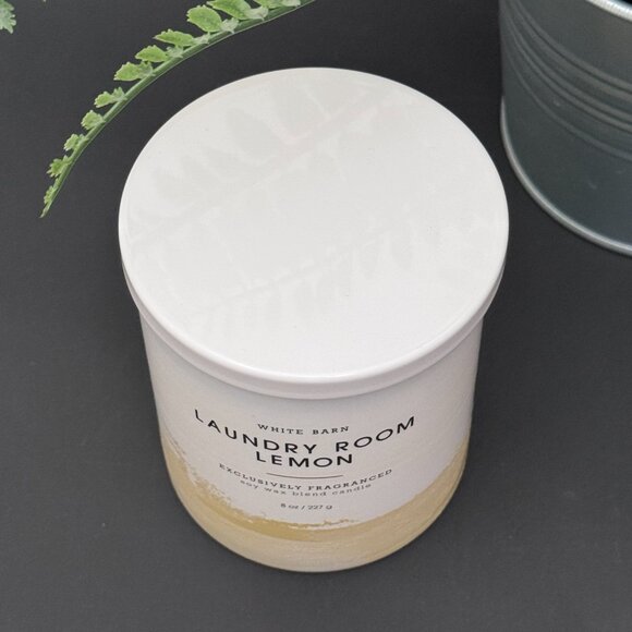 BBW Laundry Room Lemon White Barn Bath & Body Works Single Wick Candle - Picture 5 of 10